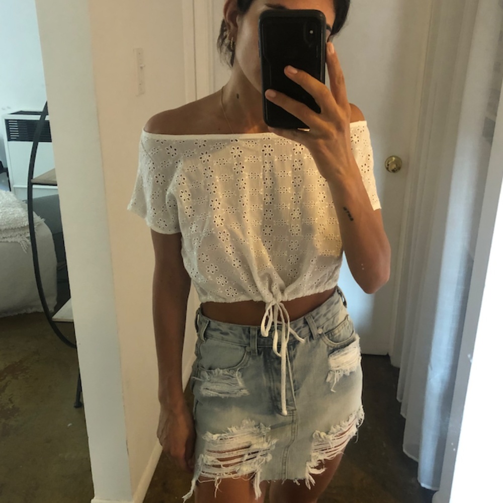 Flynn Skye White Crop Top - Size Small